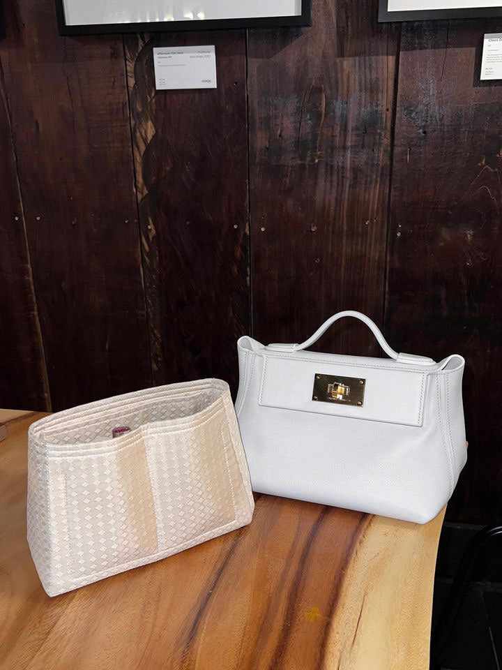 Merandi Luxury bag insert for 24/24MERANDI bag insert is the perfect blend of luxury and functionality. Crafted with Thai premium silk, this practical luxury bag organizer/insert keeps all your belongings organized in your beloved Hermès, Loro Piana, The