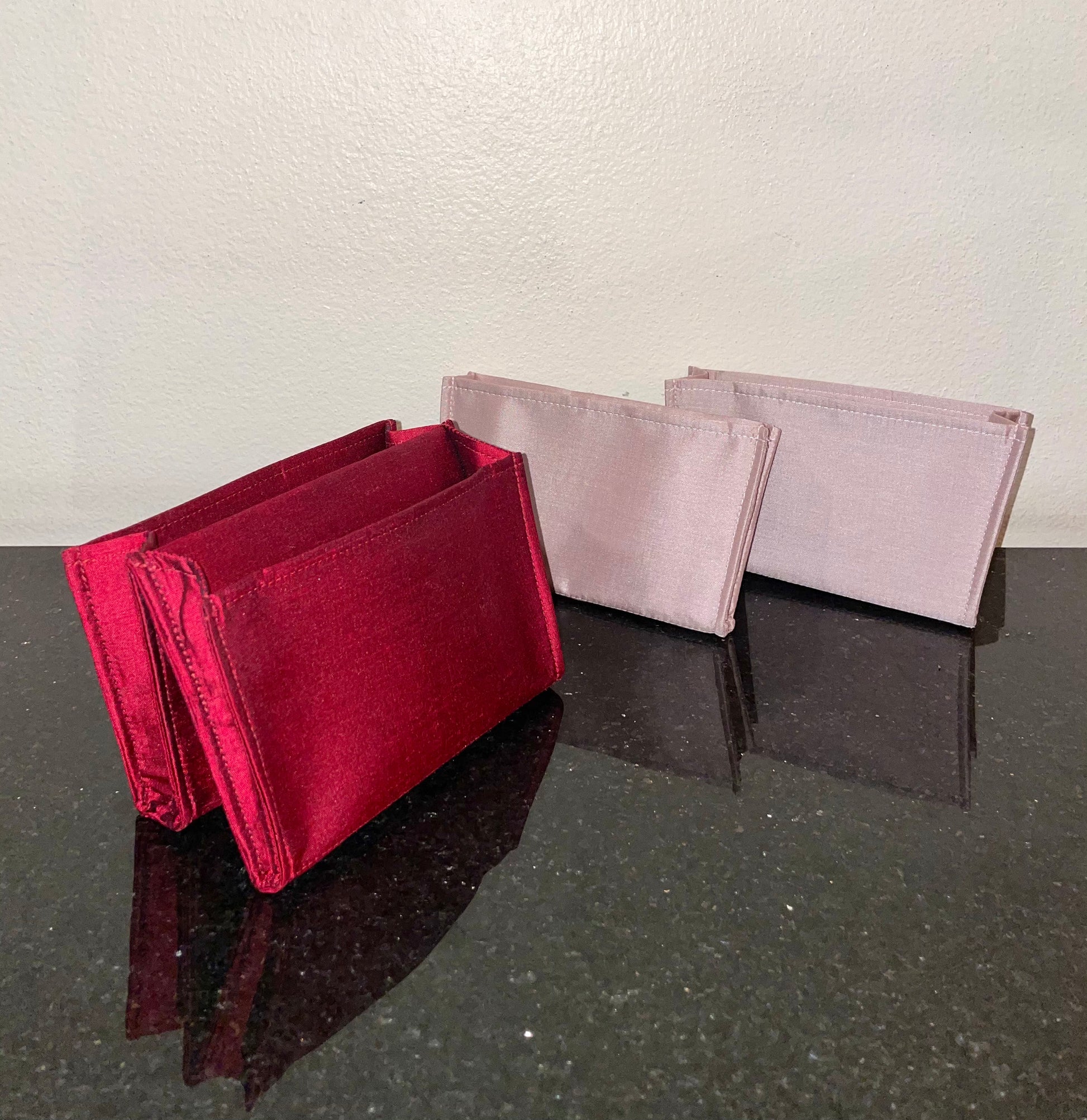 Merandi Luxury bag insert for ConstanceMERANDI bag insert is the perfect blend of luxury and functionality. Crafted with Thai premium silk, this practical luxury bag organizer/insert keeps all your belongings organized in your beloved Hermès, Loro Piana,