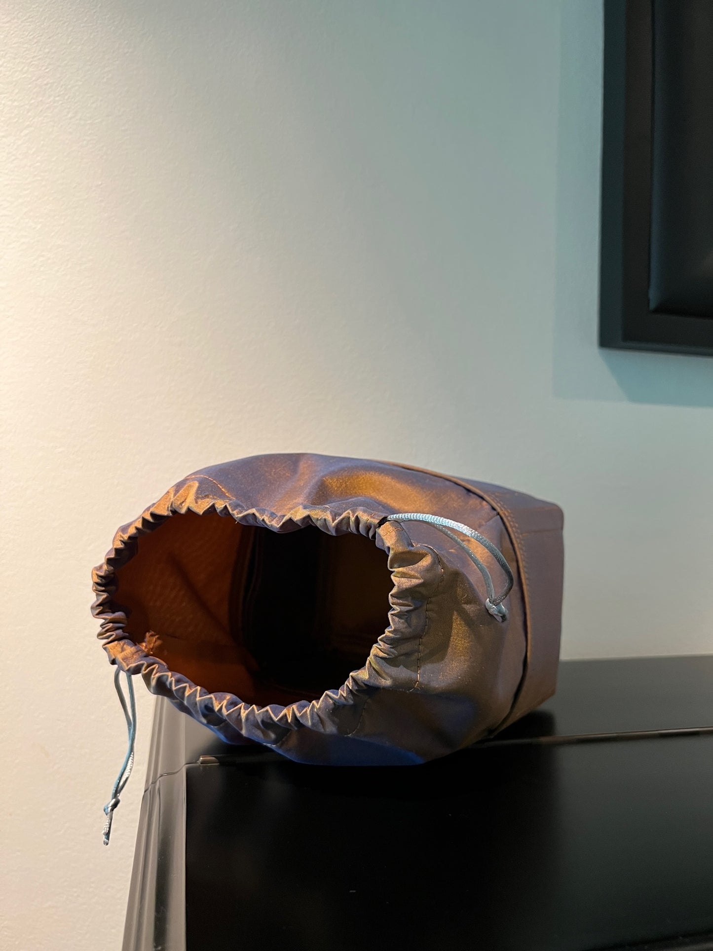 Merandi Luxury bag insert for PicotinMERANDI bag insert is the perfect blend of luxury and functionality. Crafted with Thai premium silk, this practical luxury bag organizer/insert keeps all your belongings organized in your beloved Hermès, Loro Piana, Th